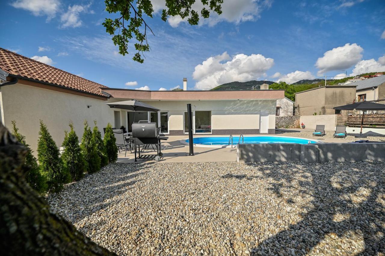 Villa Burra Hreljin Екстериор снимка