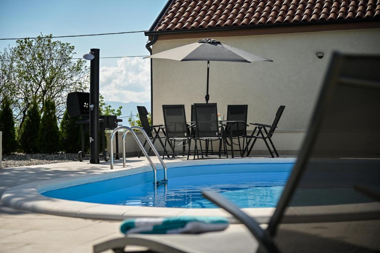 Villa Burra Hreljin Екстериор снимка
