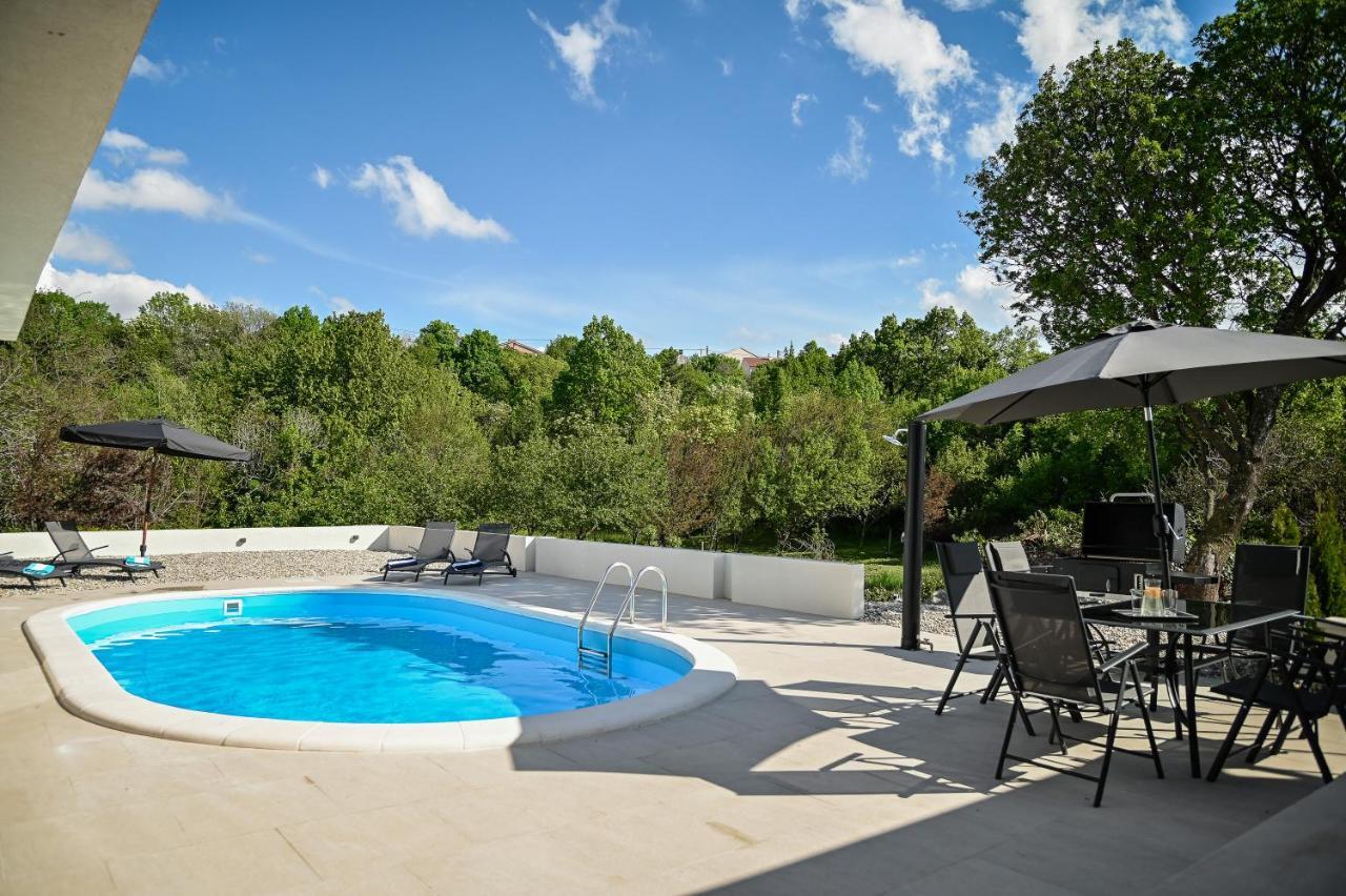 Villa Burra Hreljin Екстериор снимка