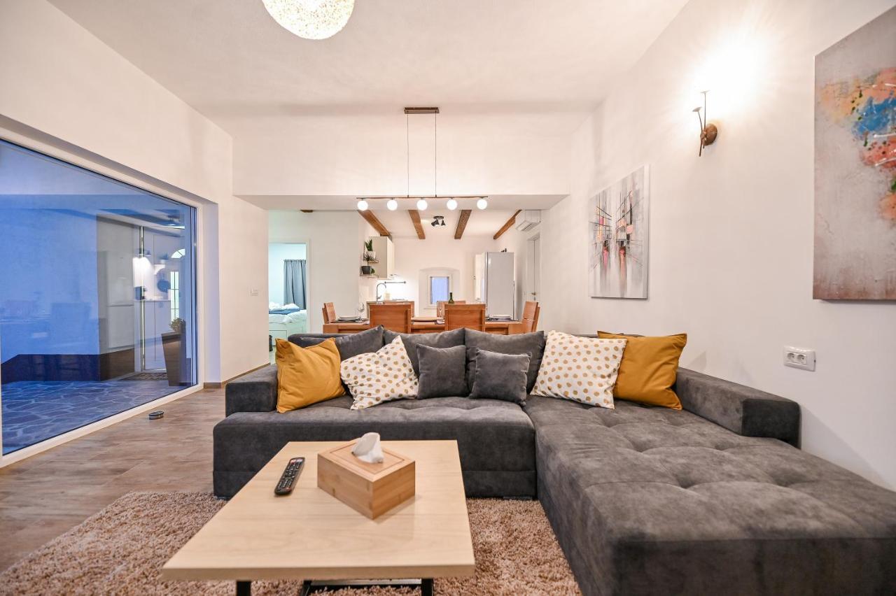 Villa Burra Hreljin Екстериор снимка