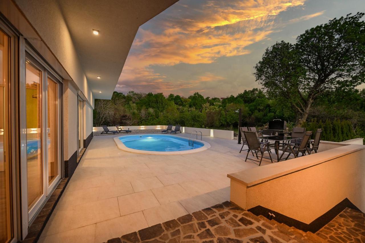 Villa Burra Hreljin Екстериор снимка