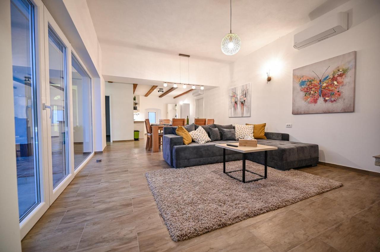 Villa Burra Hreljin Екстериор снимка